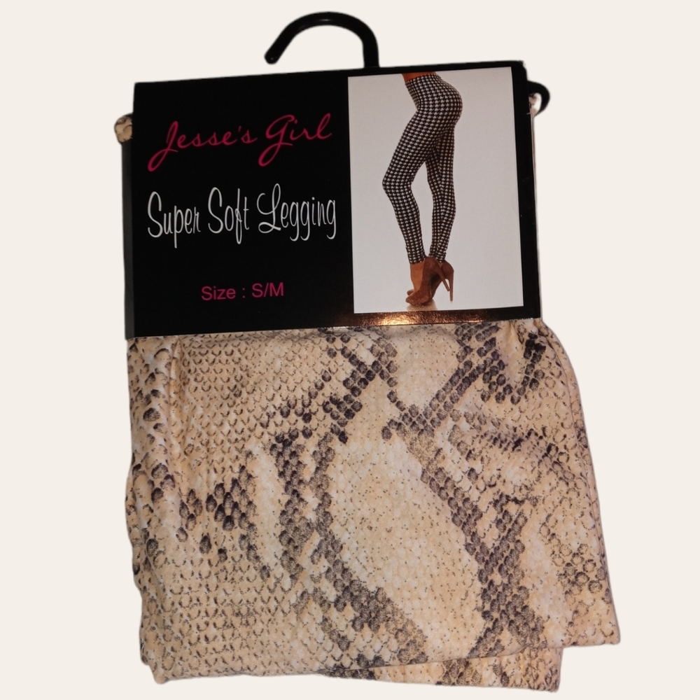 Jesse's Girl Leggings